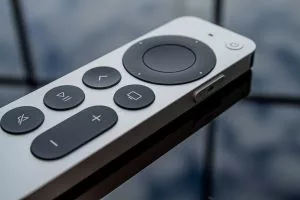 IPTV vs OTT 2026 : Comparatif Complet & Guide Ultime